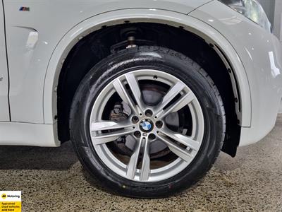 2017 BMW X5 - Thumbnail