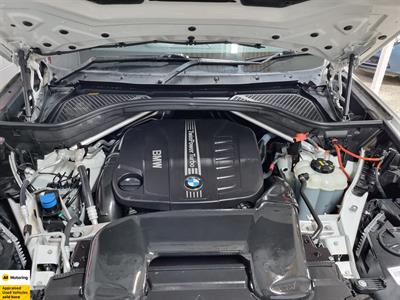 2017 BMW X5 - Thumbnail