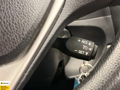 2017 Toyota Corolla - Thumbnail