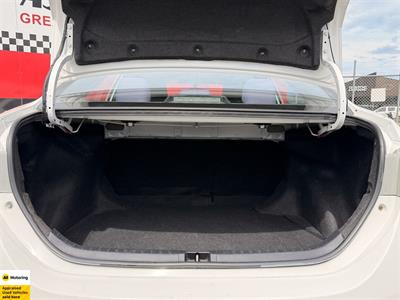 2017 Toyota Corolla - Thumbnail