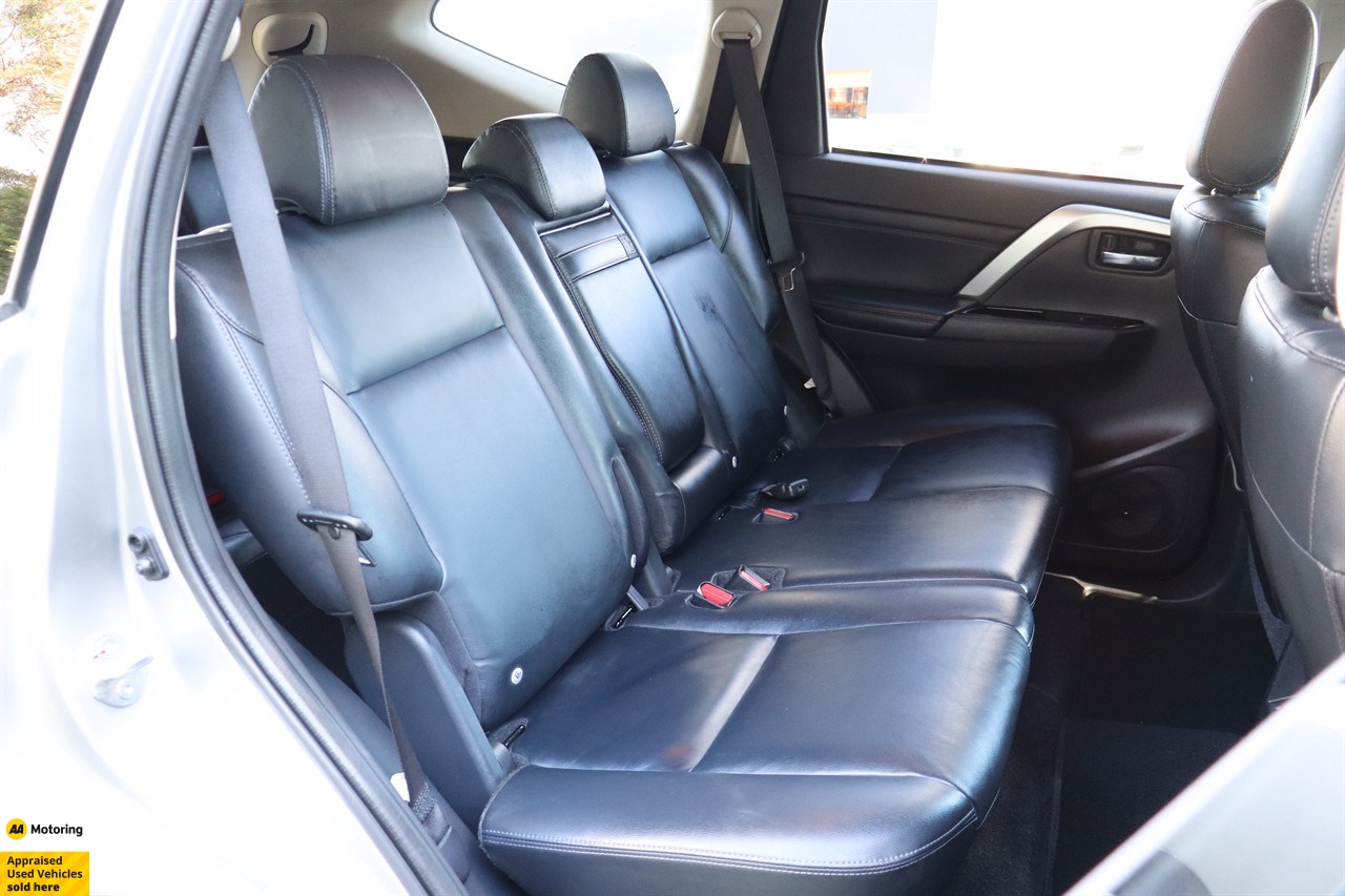 2024 Mitsubishi Pajero Sport
