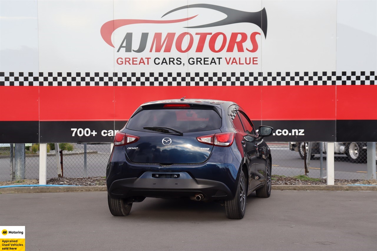 2016 Mazda Demio