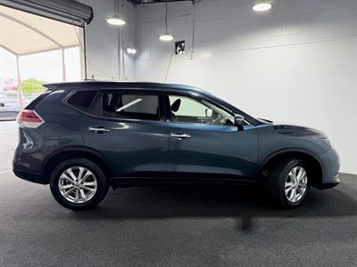 2014 Nissan X-Trail - Thumbnail