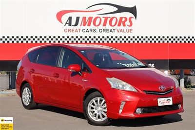 2013 Toyota Prius - Thumbnail