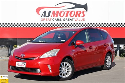 2013 Toyota Prius - Thumbnail
