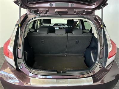 2015 Toyota Aqua - Thumbnail