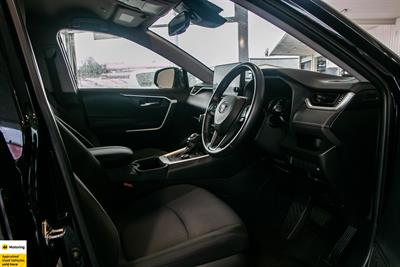 2023 Toyota RAV4 - Thumbnail