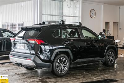 2023 Toyota RAV4 - Thumbnail