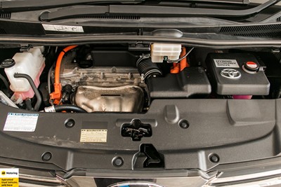 2015 Toyota Vellfire - Thumbnail