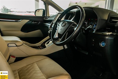 2015 Toyota Vellfire - Thumbnail