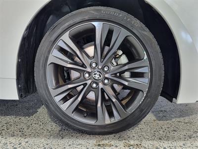 2020 Toyota Corolla - Thumbnail