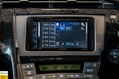 2012 Toyota Prius - Thumbnail