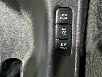 2020 Toyota Yaris - Thumbnail