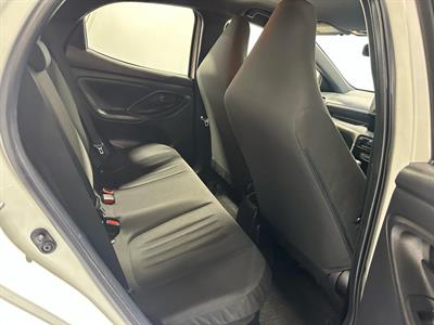 2020 Toyota Yaris - Thumbnail