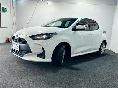2020 Toyota Yaris - Thumbnail