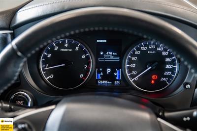 2020 Mitsubishi Outlander - Thumbnail