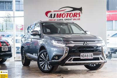 2020 Mitsubishi Outlander - Thumbnail