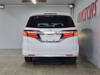 2014 Honda Odyssey - Thumbnail