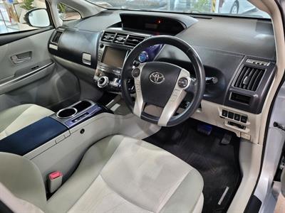 2012 Toyota Prius - Thumbnail