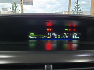 2012 Toyota Prius - Thumbnail