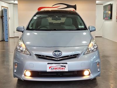2012 Toyota Prius - Thumbnail