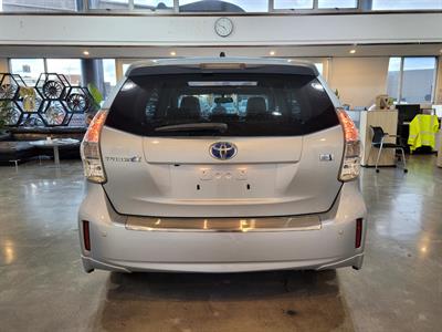 2012 Toyota Prius - Thumbnail