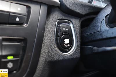 2012 BMW 320i - Thumbnail