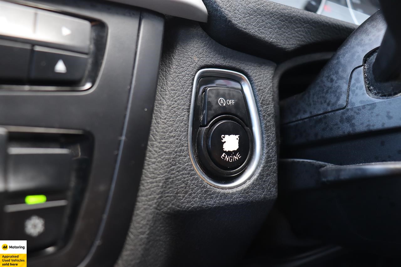 2012 BMW 320i