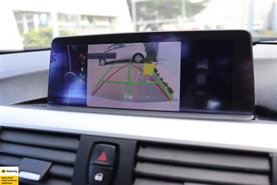 2012 BMW 320i - Thumbnail