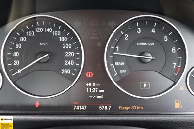 2012 BMW 320i - Thumbnail