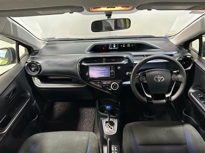 2017 Toyota Aqua - Thumbnail