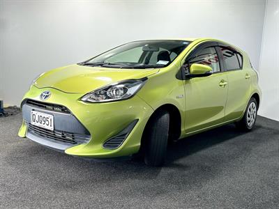 2017 Toyota Aqua - Thumbnail