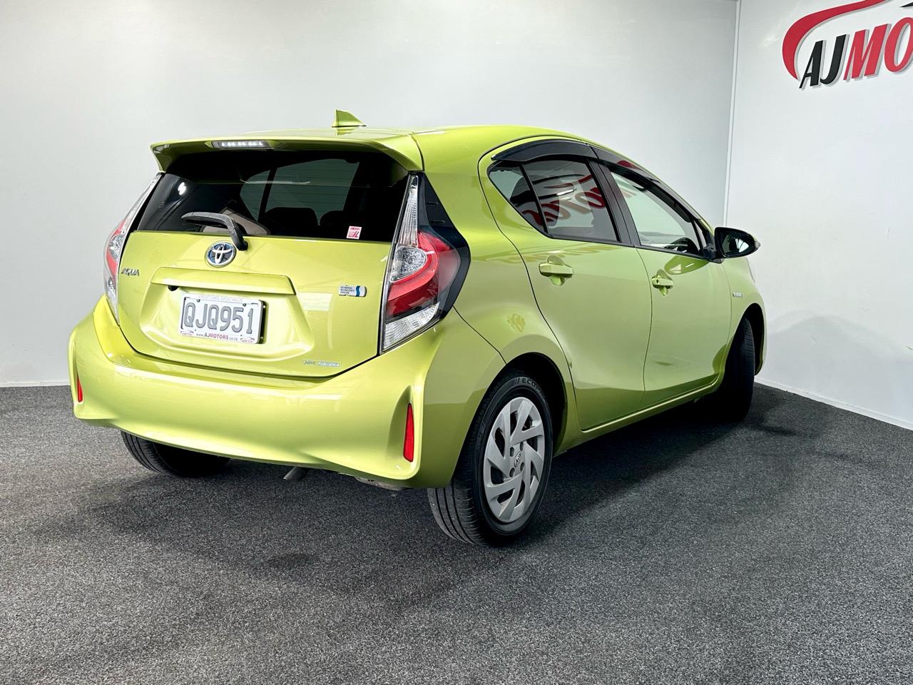2017 Toyota Aqua