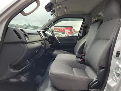 2019 Toyota Hiace - Thumbnail