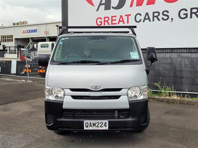 2019 Toyota Hiace - Thumbnail