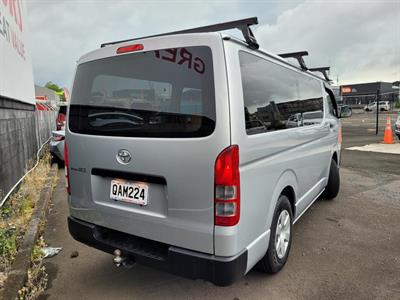 2019 Toyota Hiace - Thumbnail