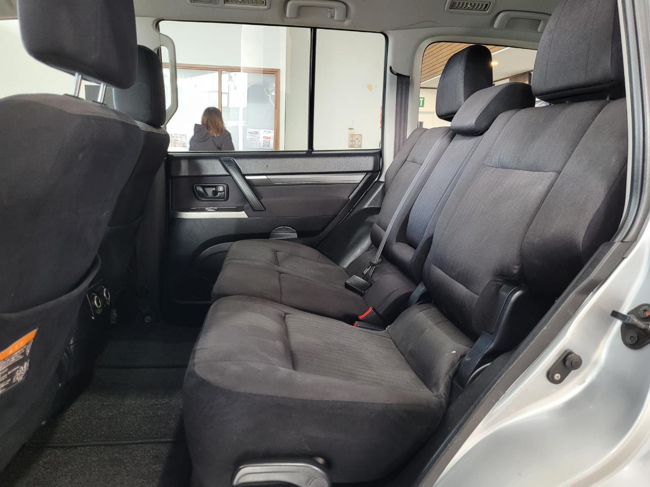 2011 Mitsubishi Pajero