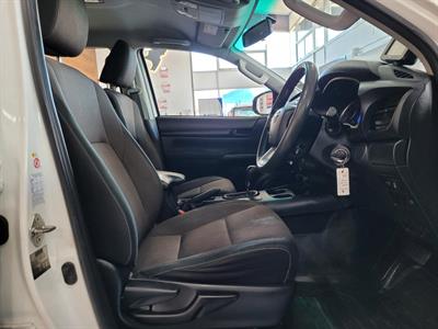 2018 Toyota Hilux - Thumbnail