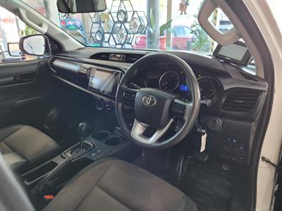2018 Toyota Hilux - Thumbnail