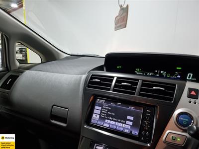 2012 Toyota Prius - Thumbnail