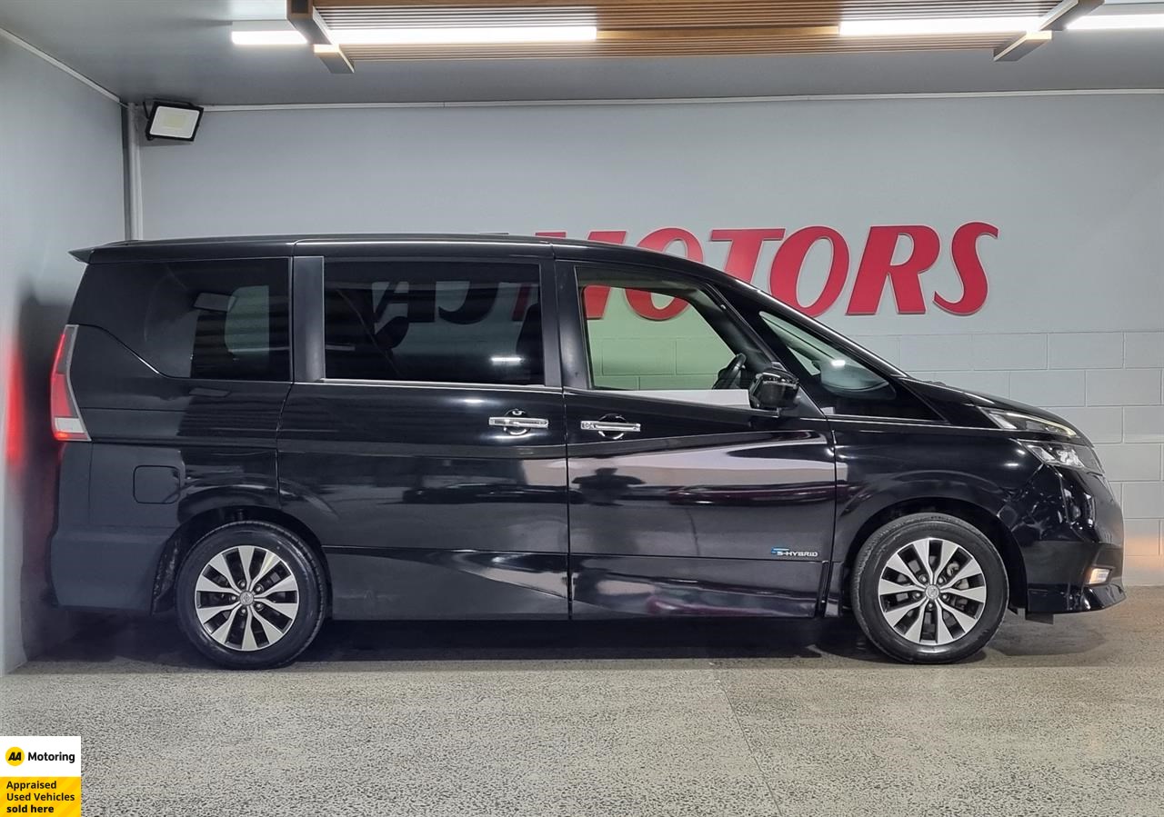 2017 Nissan Serena