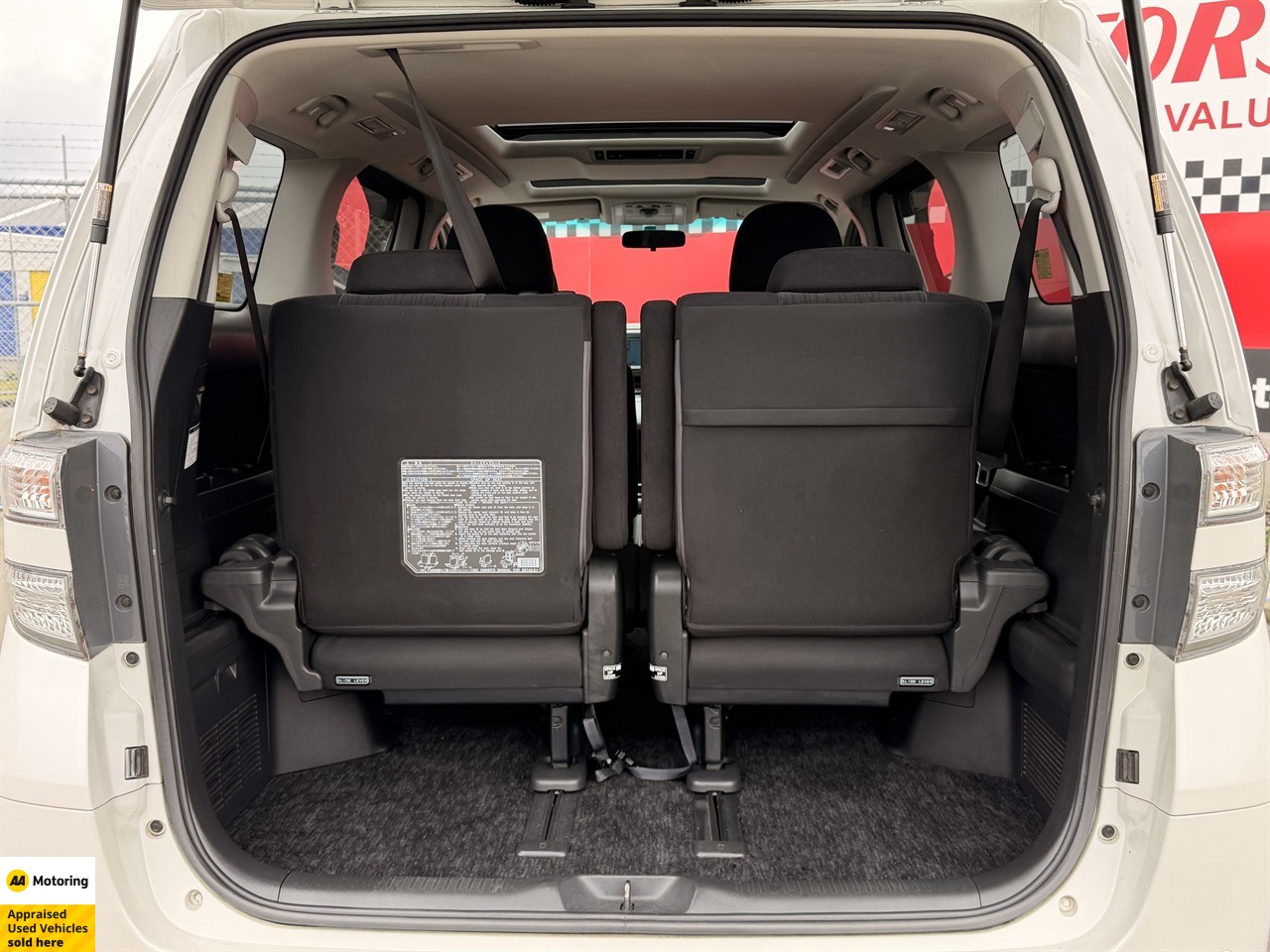 2012 Toyota Vellfire
