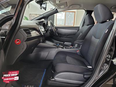 2017 Nissan Leaf - Thumbnail
