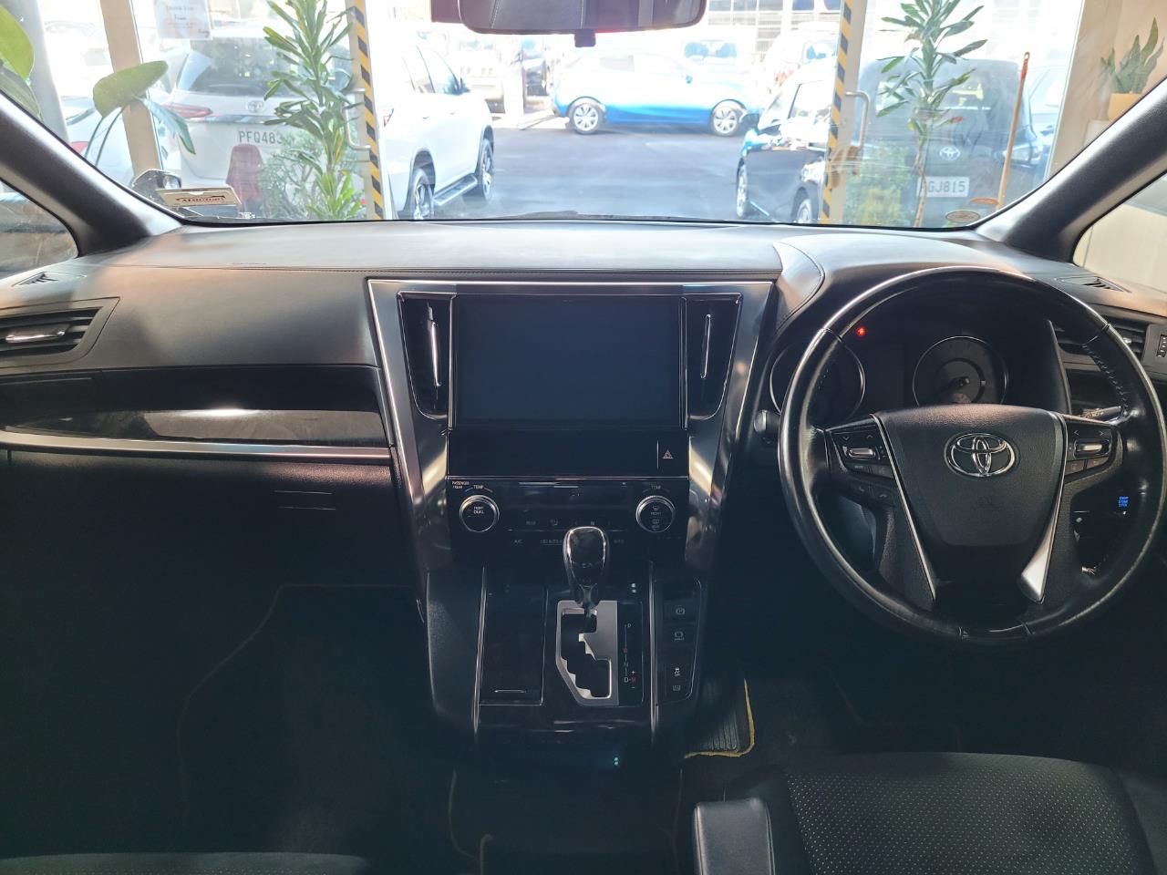 2016 Toyota Vellfire