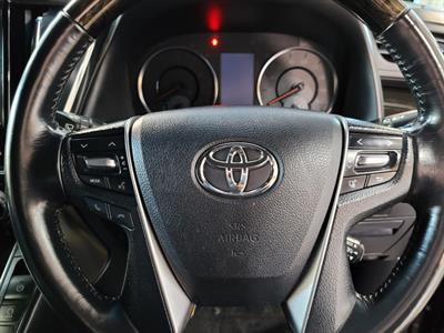 2016 Toyota Vellfire - Thumbnail