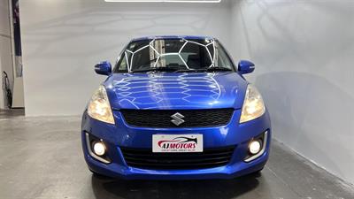 2015 Suzuki Swift - Thumbnail
