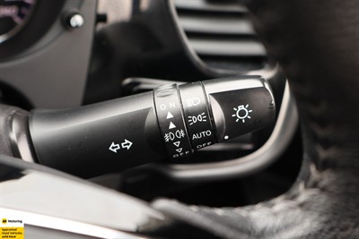 2022 Mitsubishi Outlander - Thumbnail