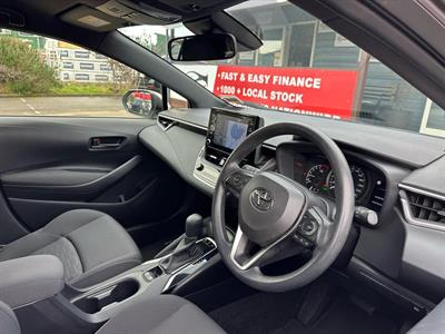 2018 Toyota Corolla - Thumbnail