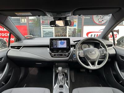 2018 Toyota Corolla - Thumbnail