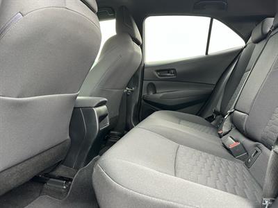2018 Toyota Corolla - Thumbnail